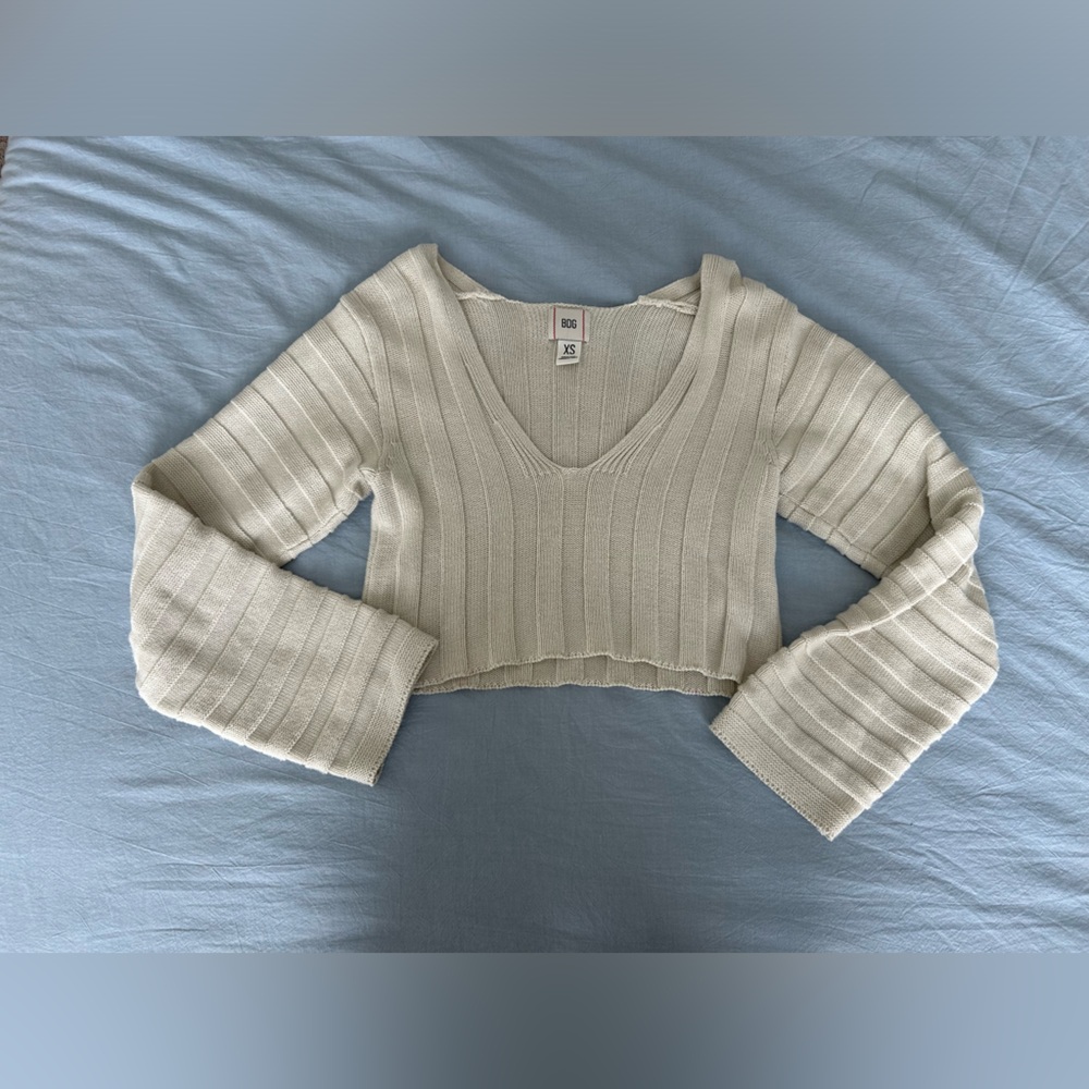 BDG Cropped Sweater